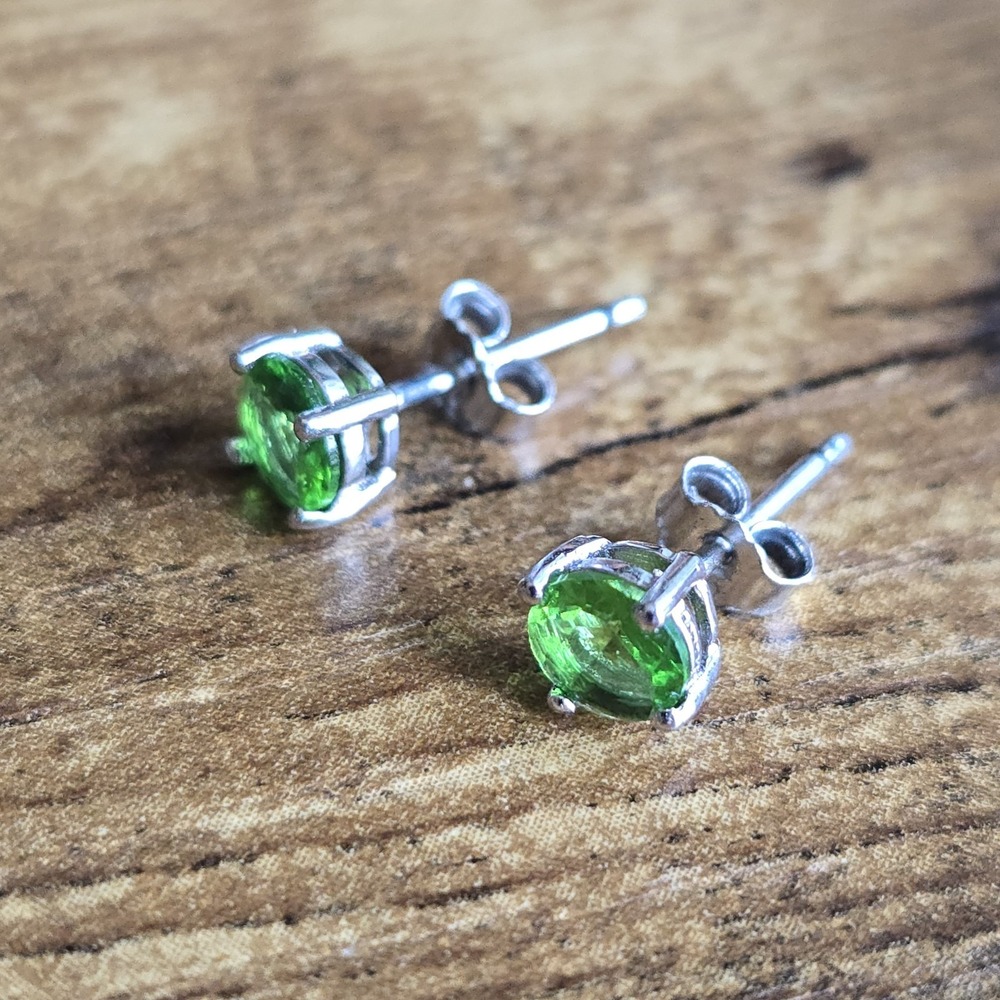 Stauer Helenite 925 Sterling Silver Green Stud Earrings